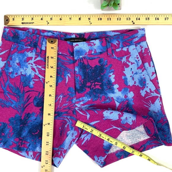 BANANA REPUBLIC Floral Multicolor High-Rise Shorts - Picture 6 of 6